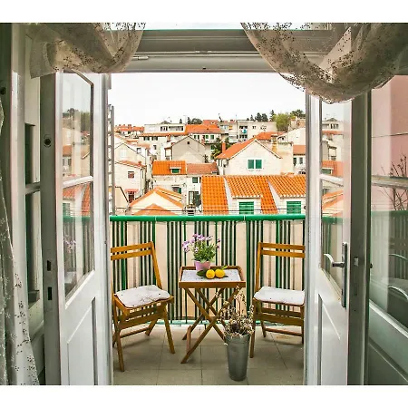 Liatris Апартаменти Спліт